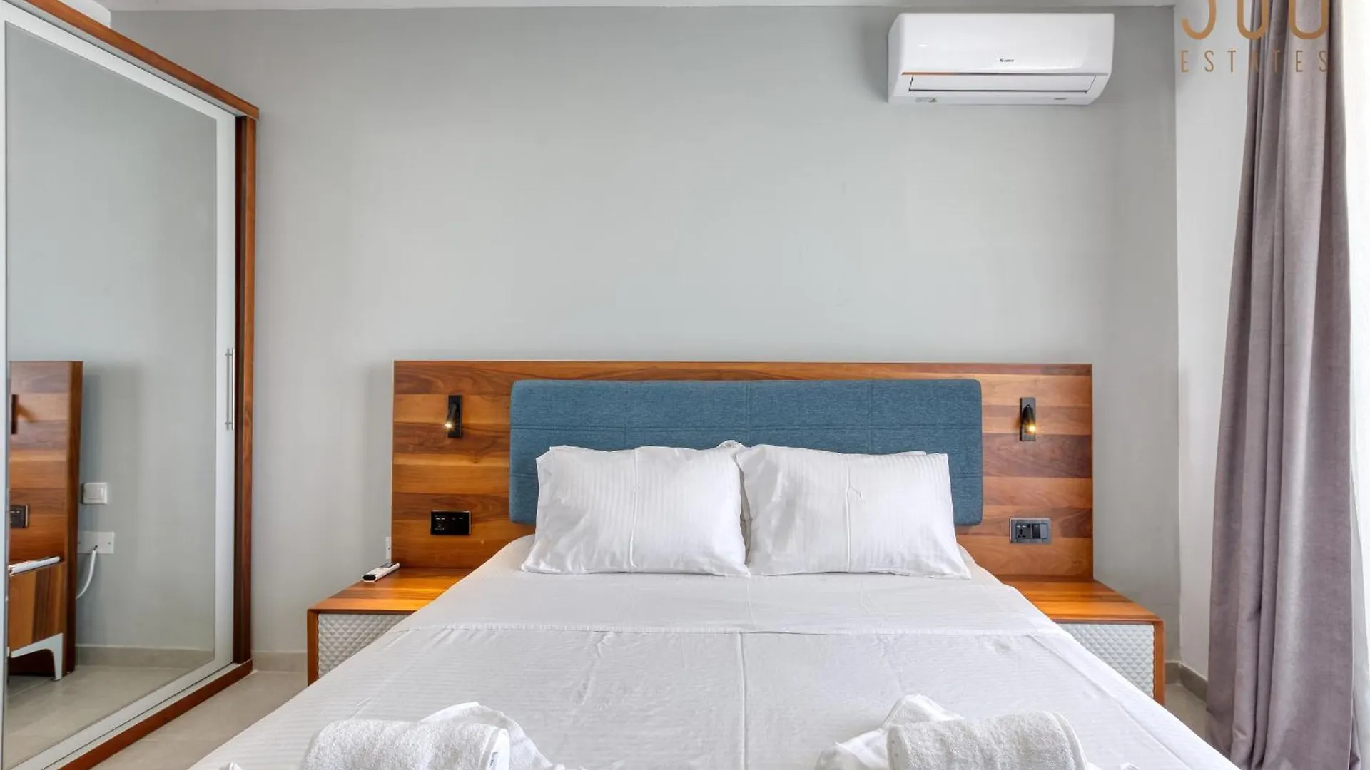 The Swieqi Poolside Suites Is-Swieqi Apartment
