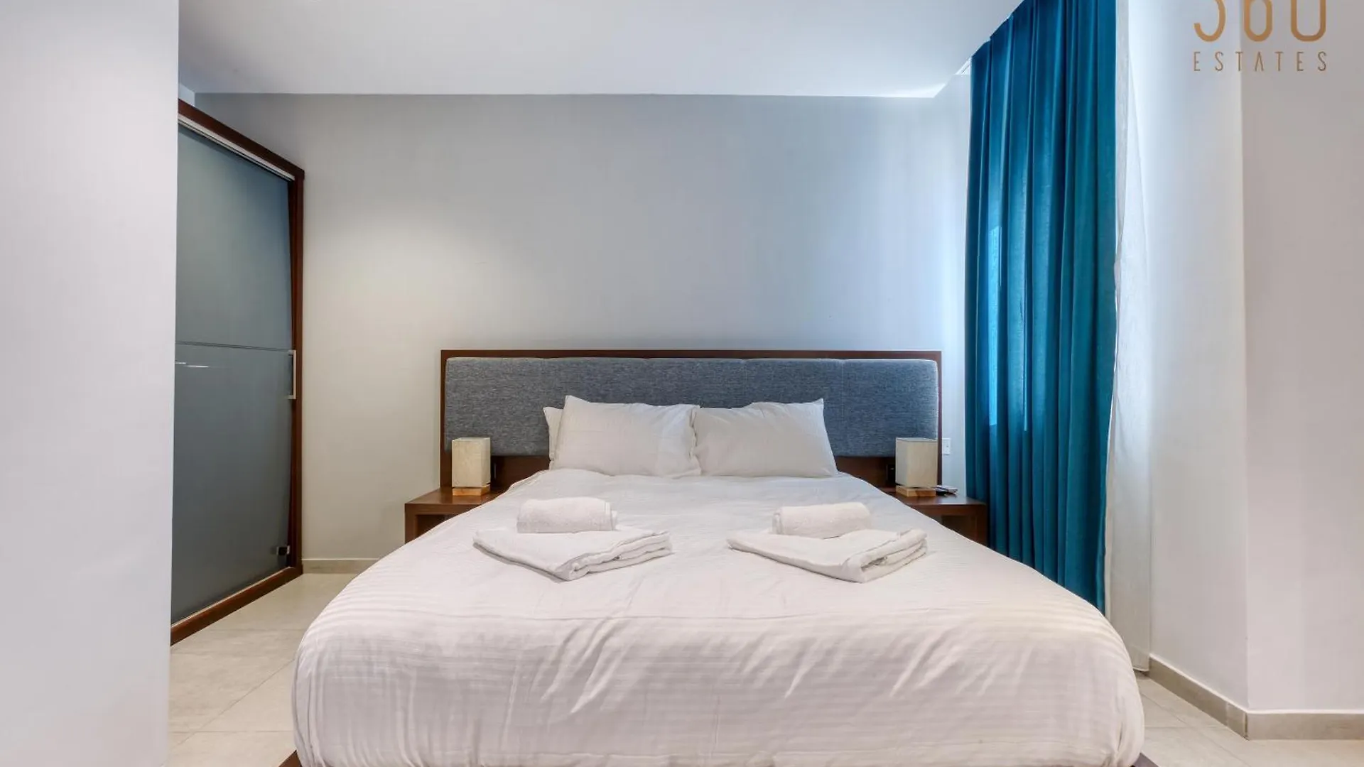 The Swieqi Poolside Suites Is-Swieqi Apartment