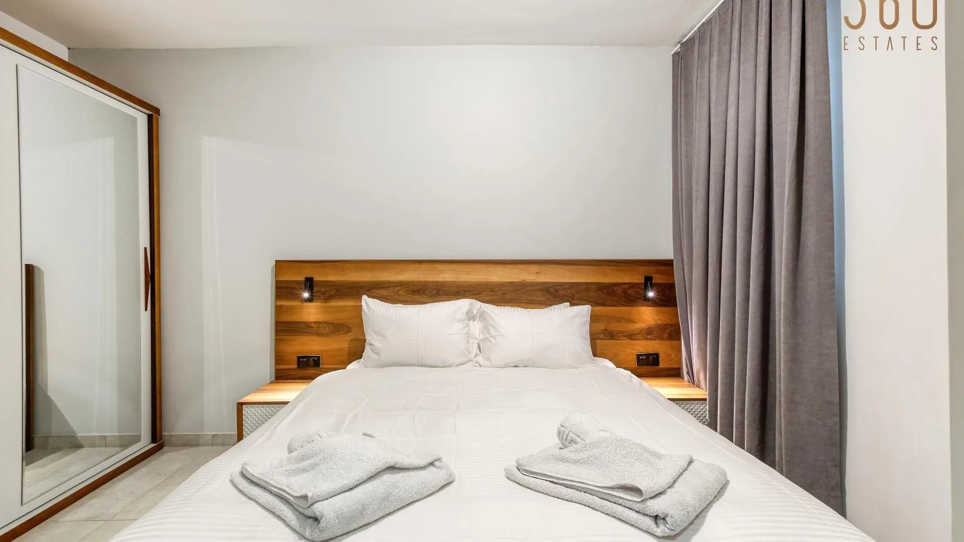 The Swieqi Poolside Suites Is-Swieqi Apartment