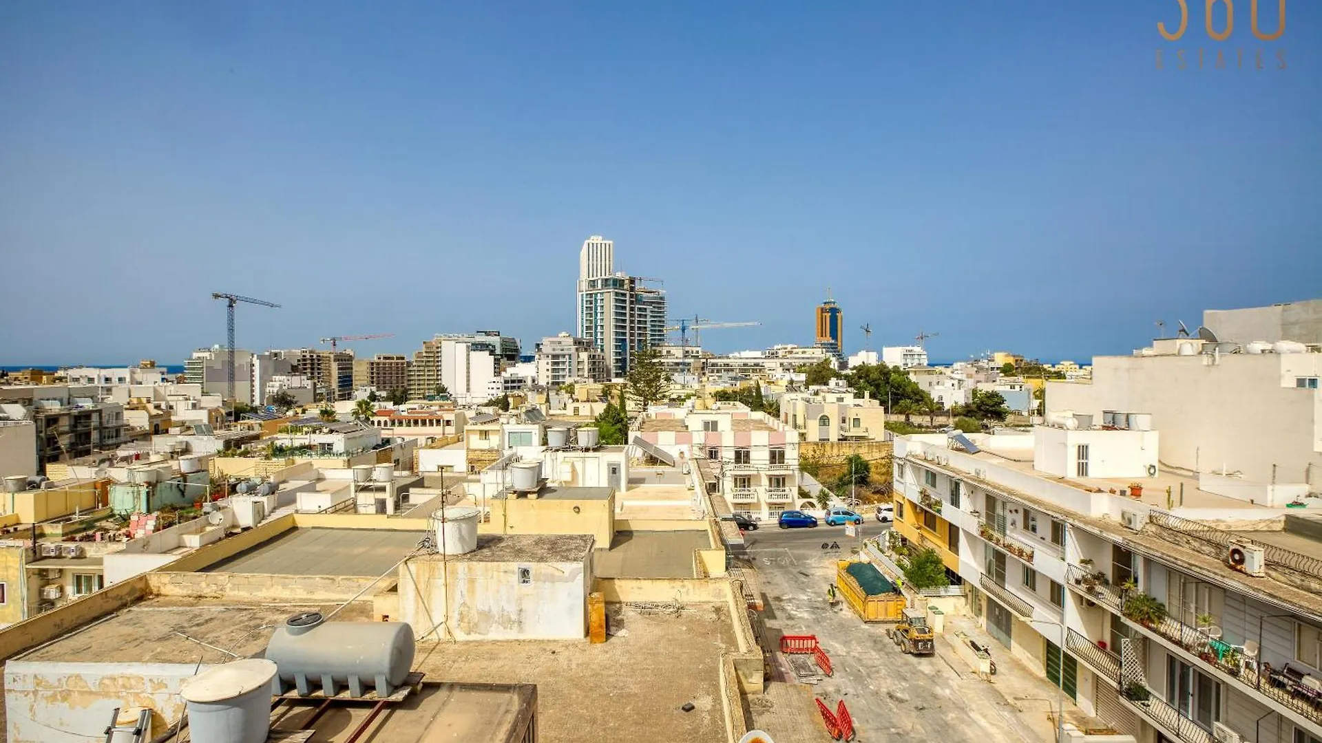 The Swieqi Poolside Suites Is-Swieqi Apartment