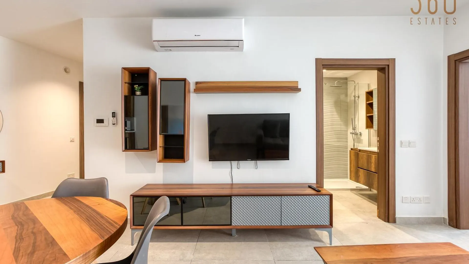 The Swieqi Poolside Suites Is-Swieqi Apartment