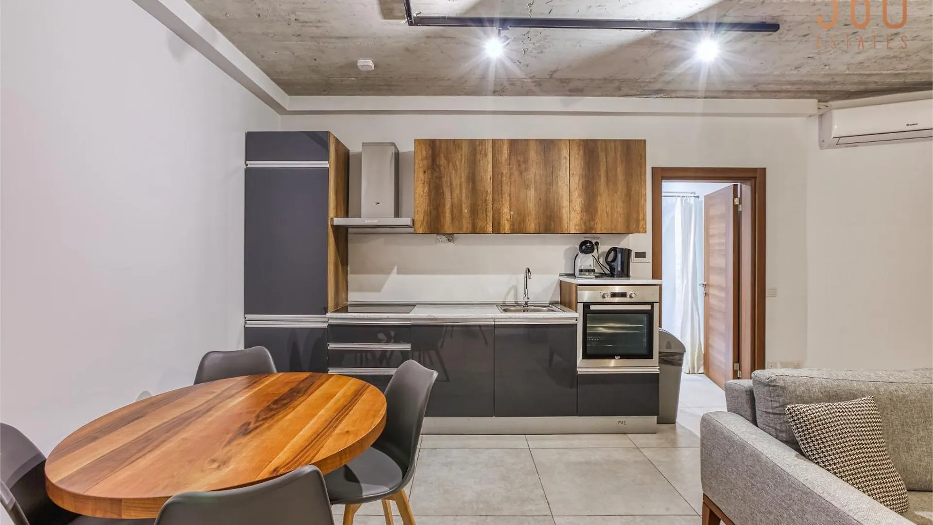 The Swieqi Poolside Suites Is-Swieqi
